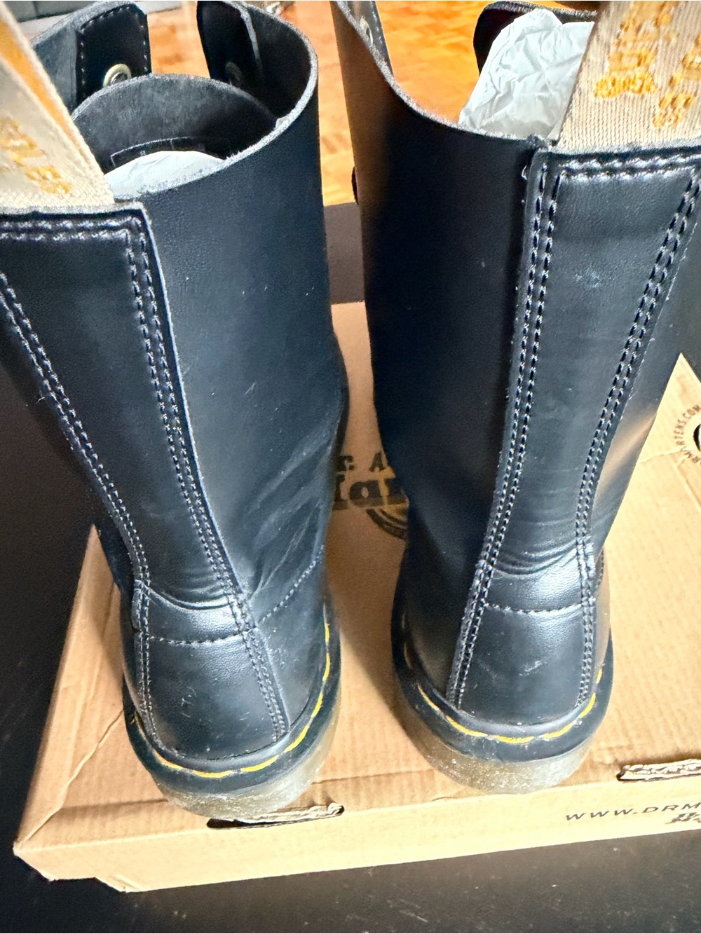 Dr. Martens Vegan 1490 Felix Mid Calf Boots – Men’s Size 9/Women’s Size 10 - Picture 5 of 10
